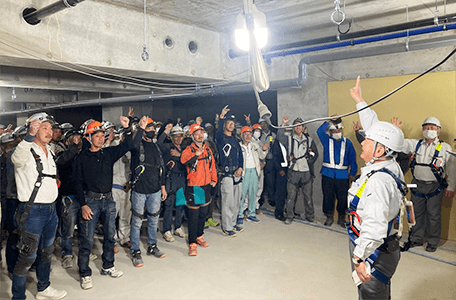 社長の作業員への安全訓話